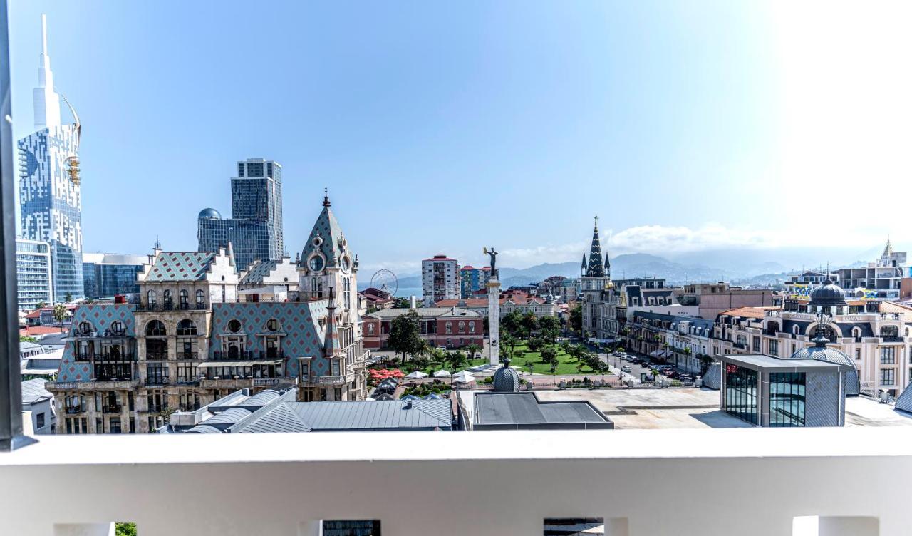 Boulevard Apartments Батуми Екстериор снимка