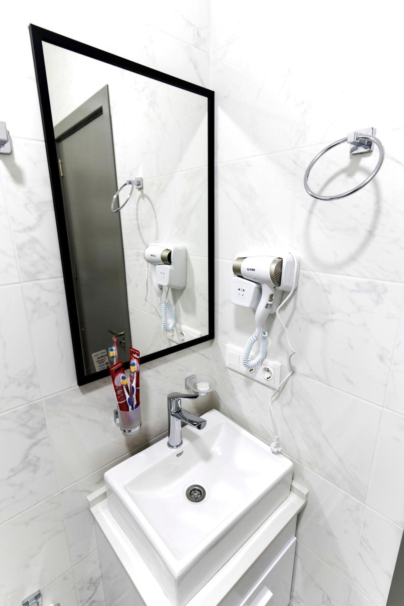 Boulevard Apartments Батуми Екстериор снимка