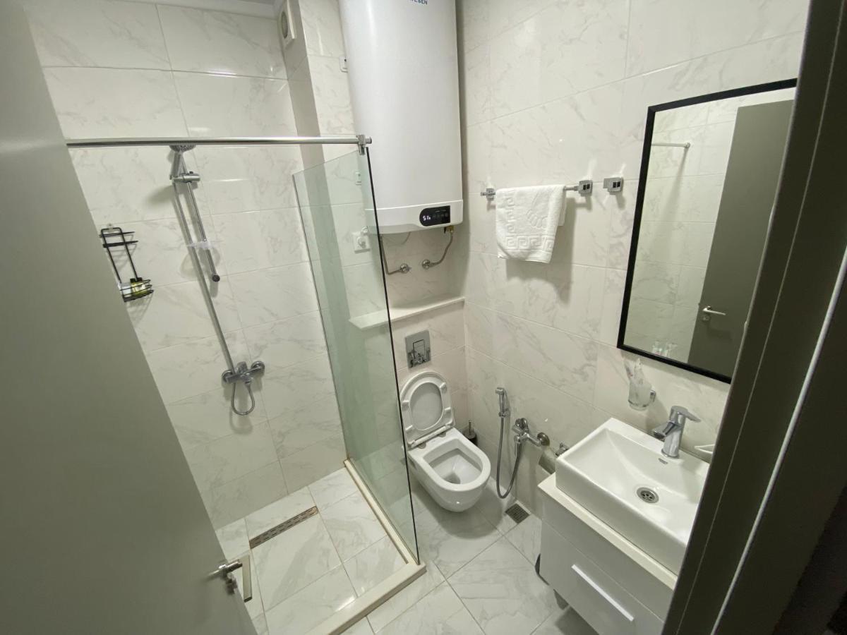 Boulevard Apartments Батуми Екстериор снимка