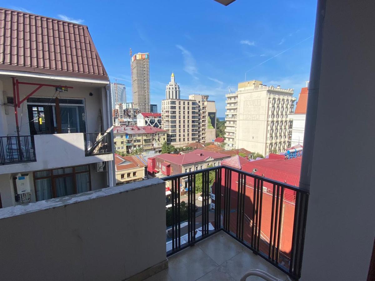 Boulevard Apartments Батуми Екстериор снимка